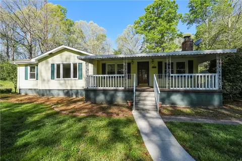 206 John Holliday Rd, Six Mile, SC 29682