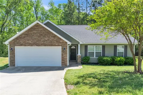 7 Appledown Ct, Anderson, SC 29621