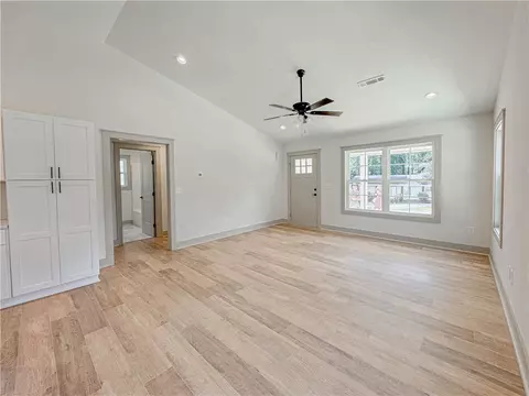 301 B Shadybrook Dr, Walhalla, SC 29691 photo 8