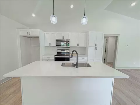 301 B Shadybrook Dr, Walhalla, SC 29691 photo 11