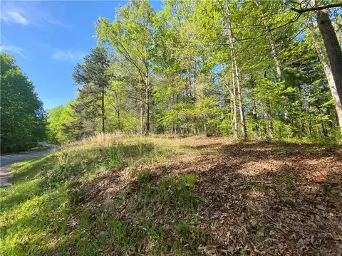 305 Wake Robin Dr, Sunset, SC 29685 photo 7