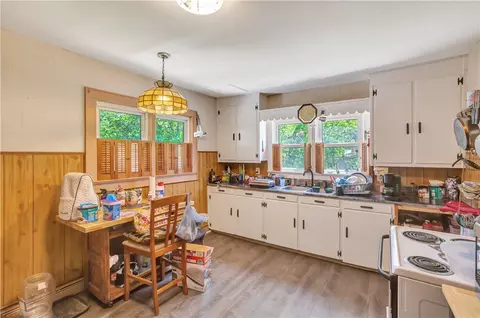 205 S 7th St, Easley, SC 29640 photo 8