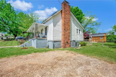 205 S 7th St, Easley, SC 29640 photo 19