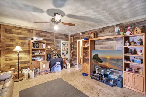 205 S 7th St, Easley, SC 29640 photo 7