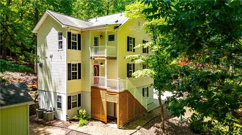 120 Logans Way, Seneca, SC 29678