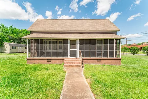 6 Lyman St, Pelzer, SC 29669