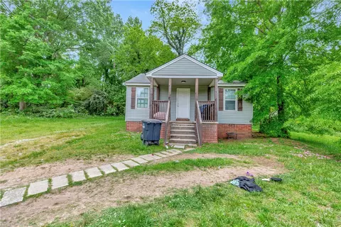 1413 Benjamin St, Anderson, SC 29625