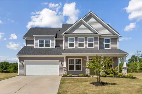 609 Oak Hill Ln, Belton, SC 29627