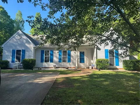 904 Saxton Rd, Westminster, SC 29693