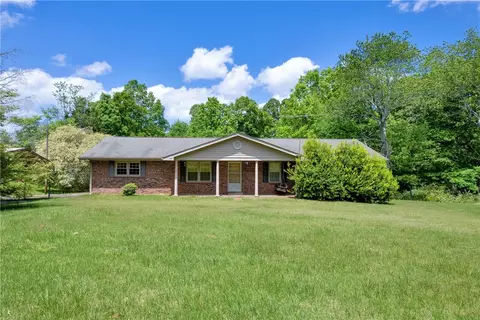 226 Blackjack Rd, Westminster, SC 29693
