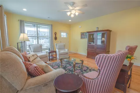 237 Henrydale Dr, Easley, SC 29642 photo 8