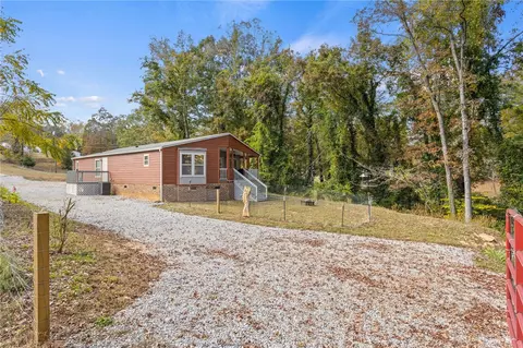 141 Quiet Ln, Easley, SC 29640