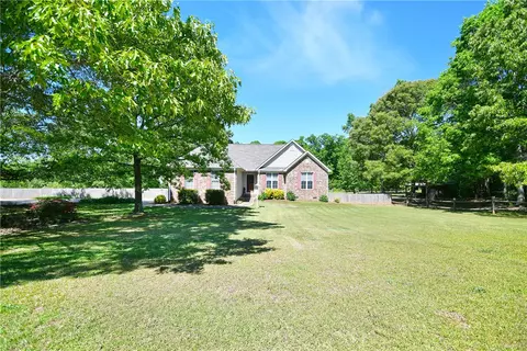 586 Piney Trl, Liberty, SC 29657