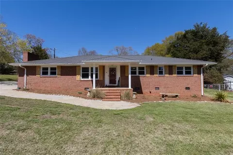 101 Olivarri Dr, Anderson, SC 29621