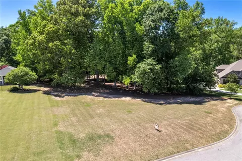 109 Muscadine Ln, Piedmont, SC 29673