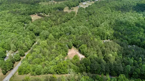 705707 Hebron Church Rd, Iva, SC 29655