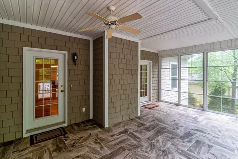 906 Shadow Oaks Dr, Seneca, SC 29672 photo 25