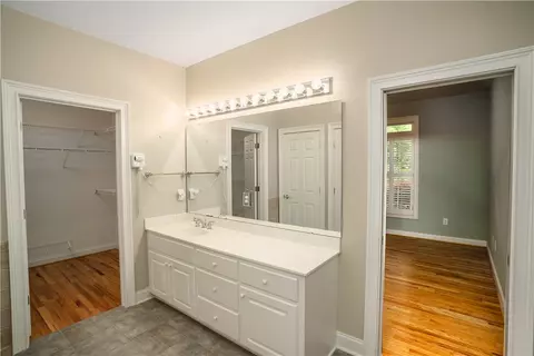 906 Shadow Oaks Dr, Seneca, SC 29672 photo 15