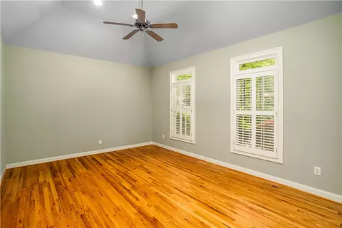 906 Shadow Oaks Dr, Seneca, SC 29672 photo 14