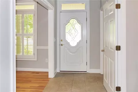 906 Shadow Oaks Dr, Seneca, SC 29672 photo 4