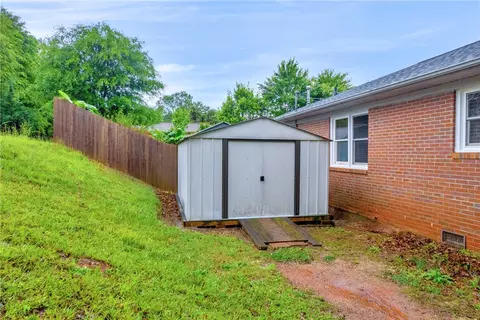 904 Andover Way, Walhalla, SC 29691 photo 7