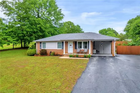 904 Andover Way, Walhalla, SC 29691 photo 5