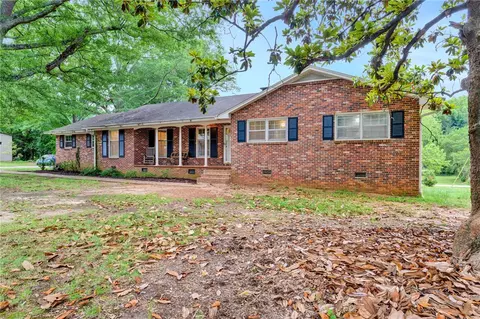 502 Watkins Dr, Pendleton, SC 29670