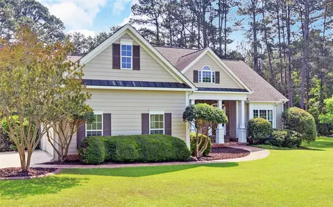 368 Lake Pointe Rd, Hartwell, GA 30643