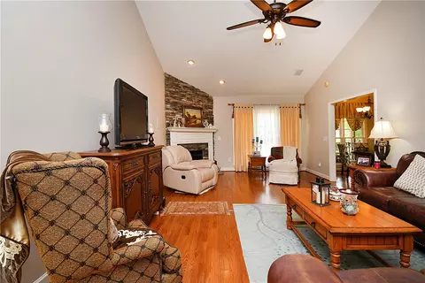 103 Stonewall Ct, Easley, SC 29642 photo 26