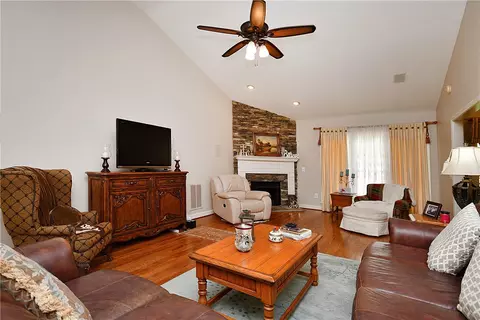 103 Stonewall Ct, Easley, SC 29642 photo 28