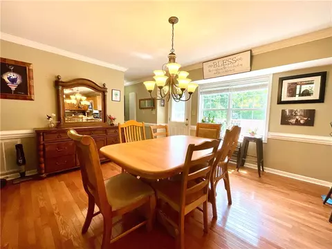 870 Pickett Post Rd, Walhalla, SC 29691 photo 8