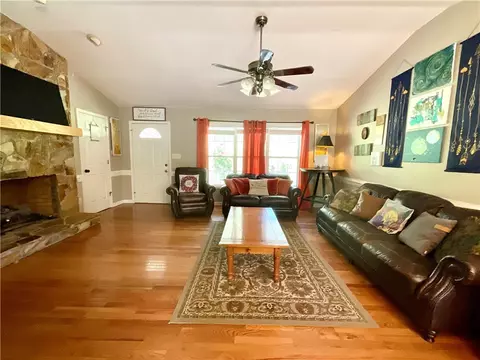 870 Pickett Post Rd, Walhalla, SC 29691 photo 6