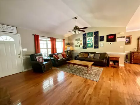 870 Pickett Post Rd, Walhalla, SC 29691 photo 7