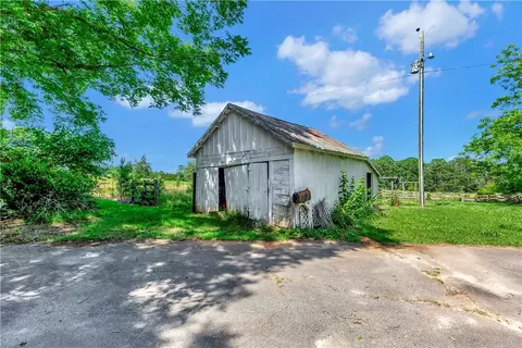 359 Earle Rd, Central, SC 29630 photo 42