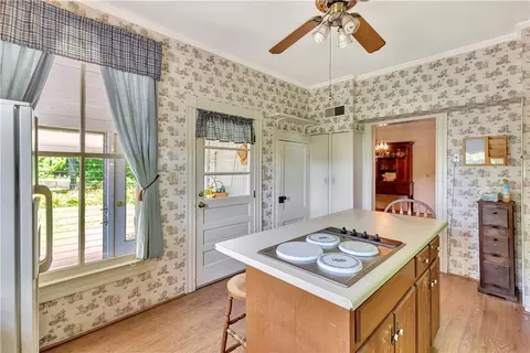 359 Earle Rd, Central, SC 29630 photo 20