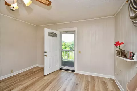 112 Cobb St, Easley, SC 29640 photo 5
