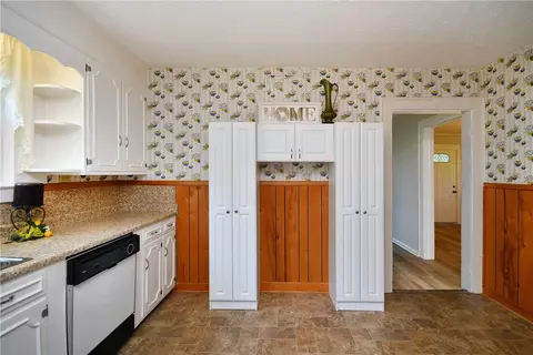 112 Cobb St, Easley, SC 29640 photo 13
