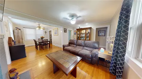 206 E 3rd Ave, Easley, SC 29640 photo 4
