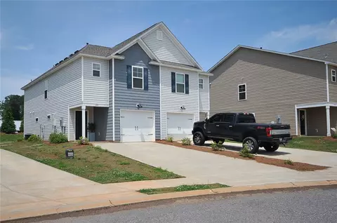 120 Adger Rd, Pendleton, SC 29670