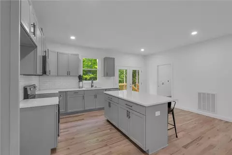 238 Brookview Cir, Easley, SC 29642 photo 9