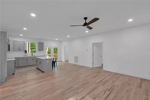 238 Brookview Cir, Easley, SC 29642 photo 5