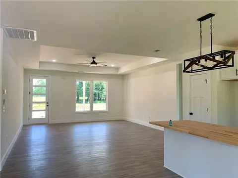 1020 Cox Rd, Anderson, SC 29621