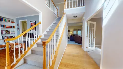 228 Sassafras Dr, Easley, SC 29642 photo 2