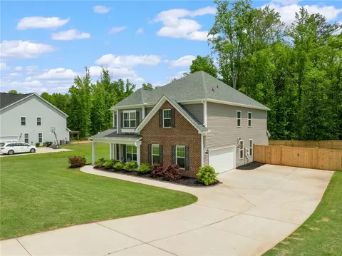 344 Avendell Dr, Easley, SC 29642 photo 2