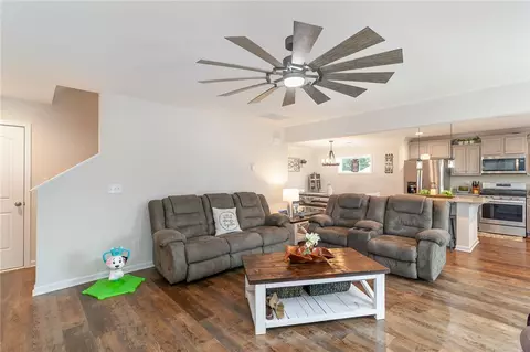 148 Sunny Point Loop, Central, SC 29630 photo 6