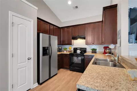 91 Caledonia Dr, Easley, SC 29642 photo 10