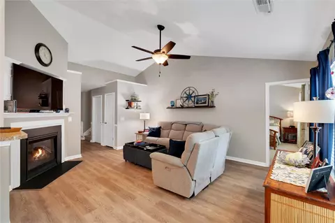 91 Caledonia Dr, Easley, SC 29642 photo 6