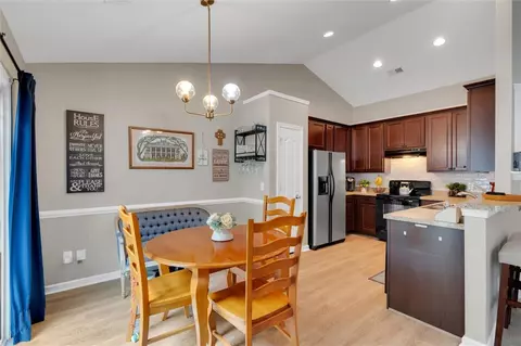 91 Caledonia Dr, Easley, SC 29642 photo 9