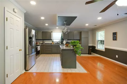 276 Rivers Edge Dr, Easley, SC 29642 photo 8