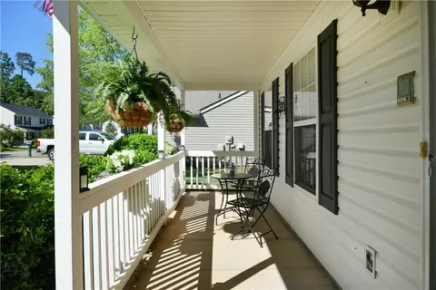 276 Rivers Edge Dr, Easley, SC 29642 photo 4